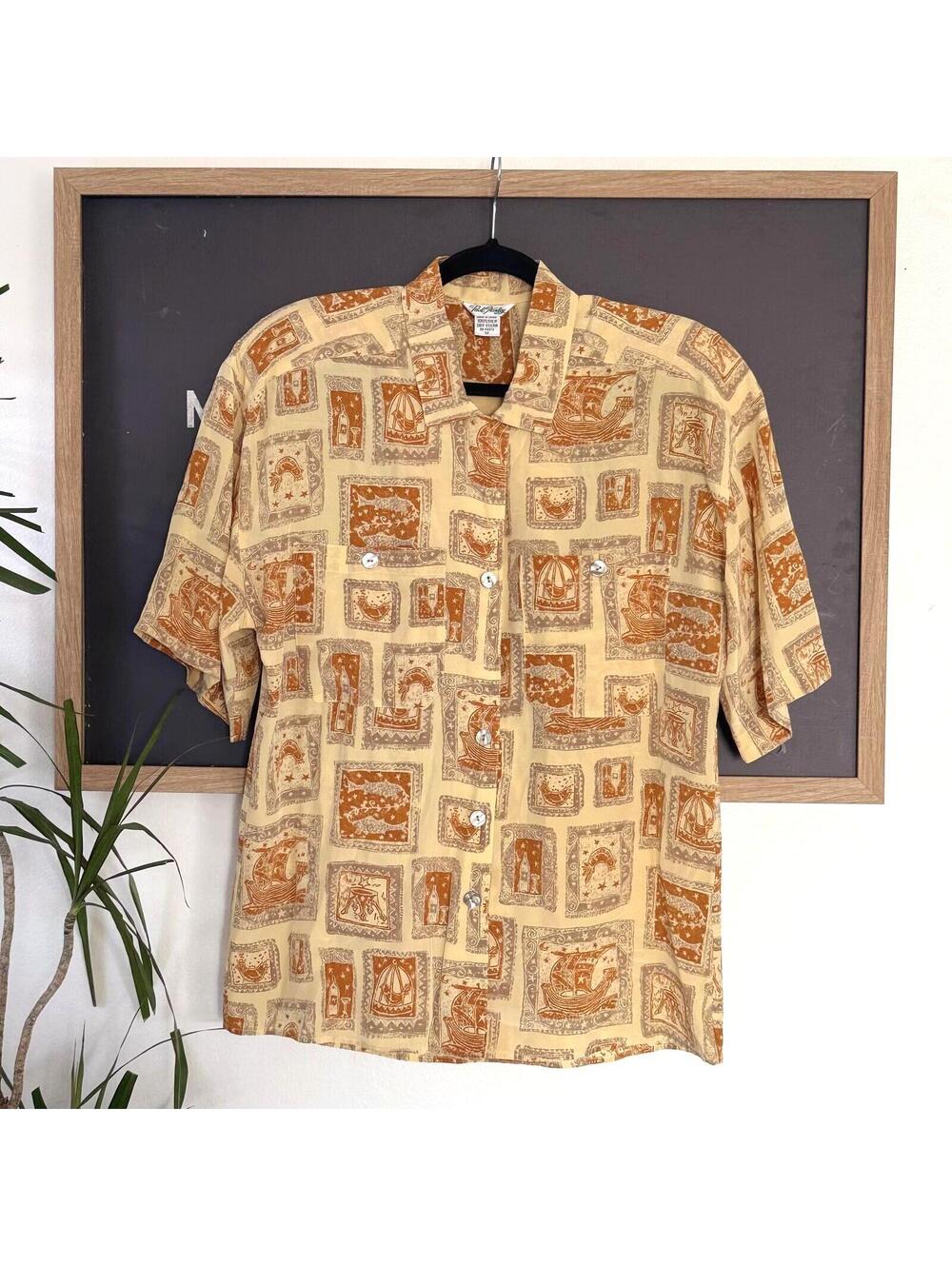 Beige Silk Nautical Print Button Up Shirt Womens Size 12 Vintage Paul Stanley